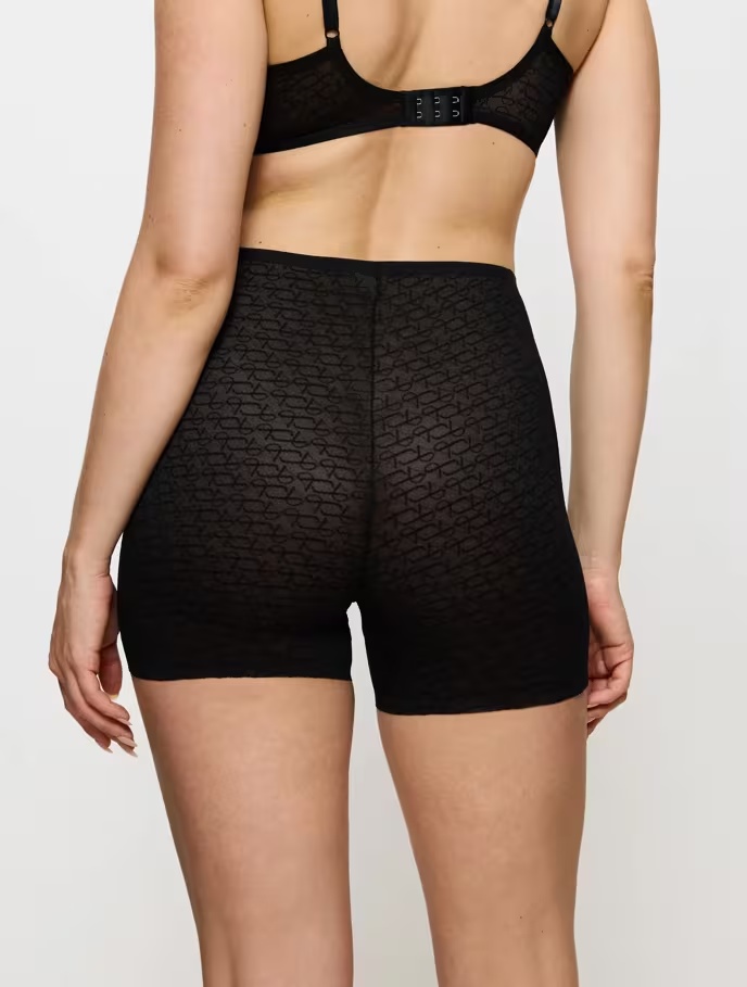 TRIUMPH SIGNATURE SHEER